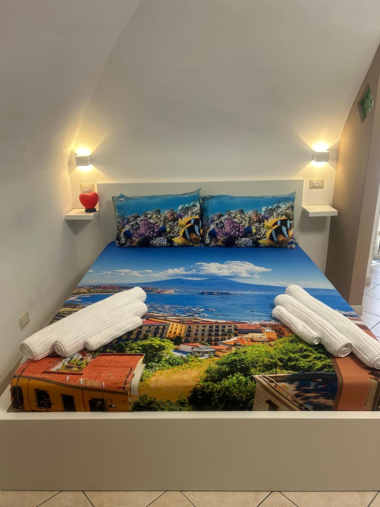 Appartement La Casa Di Ludovica à Naples Extérieur photo