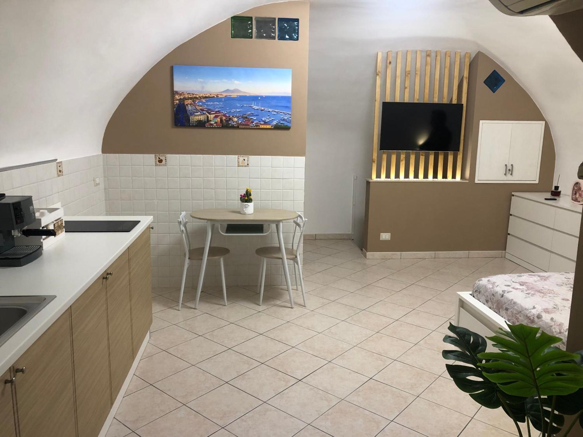 Appartement La Casa Di Ludovica à Naples Extérieur photo